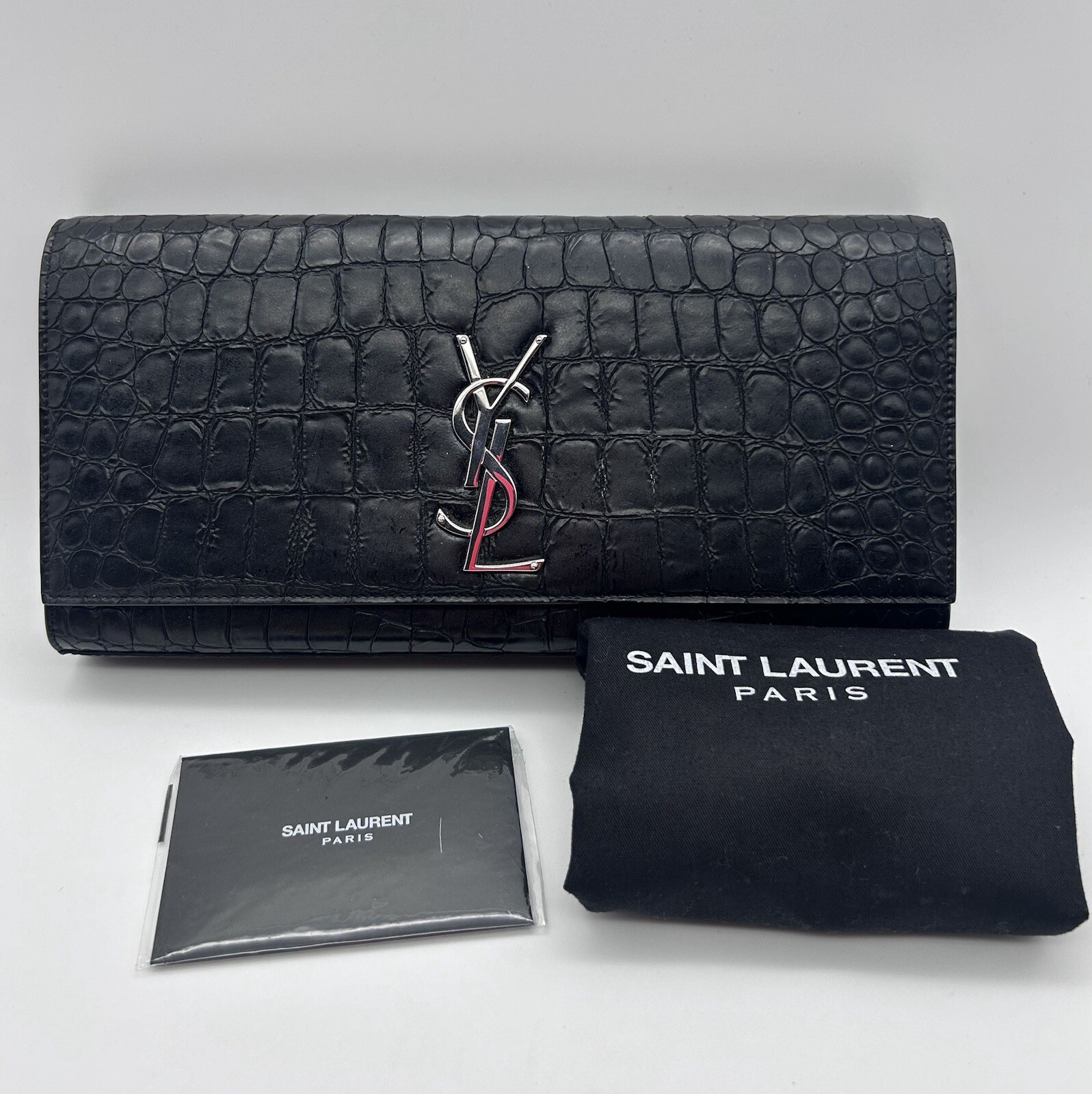 Borsa pochette Saint Laurent YSL nera timbro coccodrillo con sacchetto antipolvere