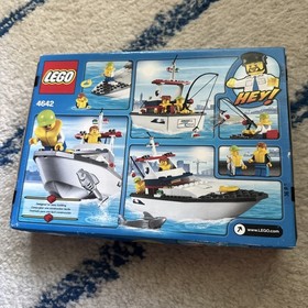 LEGO City Fishing Boat 4642 Factory Sealed Retired New in Box 2011