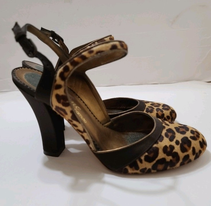Vince Camuto Animal Print Slingback Heels Size 7.5B Women's Shoes