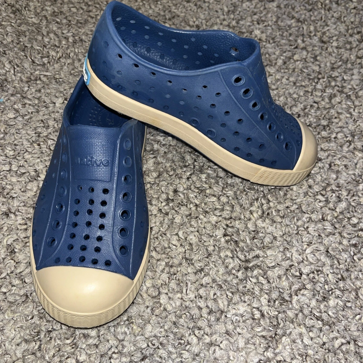 native shoes C10 navy tan jefferson washable waterproof slip on