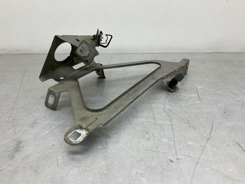 BMW 7 F01, F02 Kotflügelhalter vorne rechts 7184180 4.40 Petrol 300kw 21867196