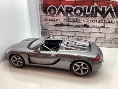 1:18 MAISTO PORSHE CARRERA GT SILVER ON BLACK MA# 2892