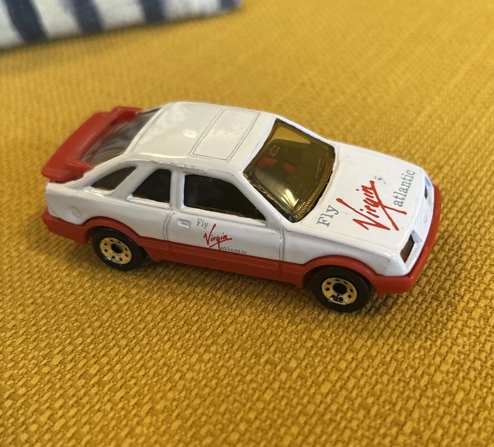 MATCHBOX VIRGIN AIRWAYS G6 GIFT SET 65 AIRPORT COACH 747 Sierra Dodge Caravan - Image 3 of 4