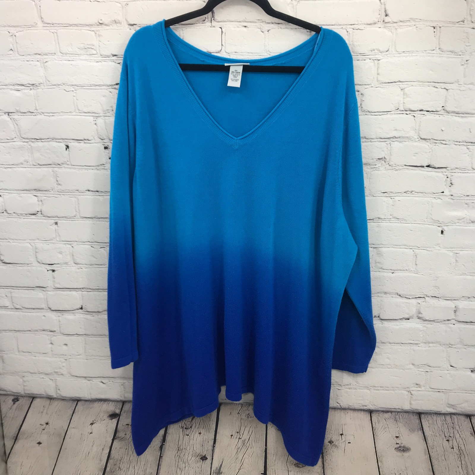 Catherines Top Womens 3X Blue V-Neck Long Sleeve Lightweight Ombre Blouse