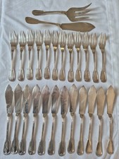 Ménagère de couverts à poisson en argent massif minerve 1er titre – Modèle filet