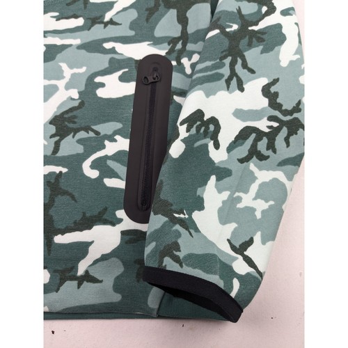Bluza z kapturem Nike Aqua Camo Sportswear Tech Fleece zapinana na zamek błyskawiczny - duża młodzieżowa - Zdjęcie 2 z 6