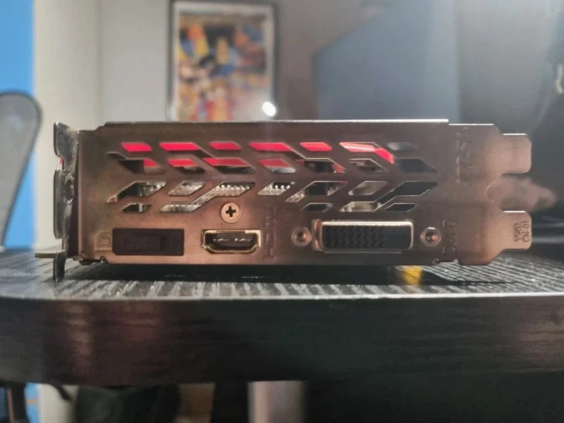 Scheda Grafica NVIDIA GeForce GTX 1050 Ti MSI Gaming X 4G in ottime condizioni - Image 2 of 4