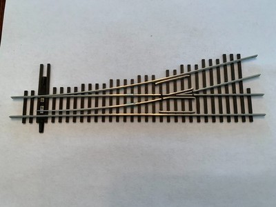 Walthers code 83 nickel silver DCC friendly number 4 turnout left hand