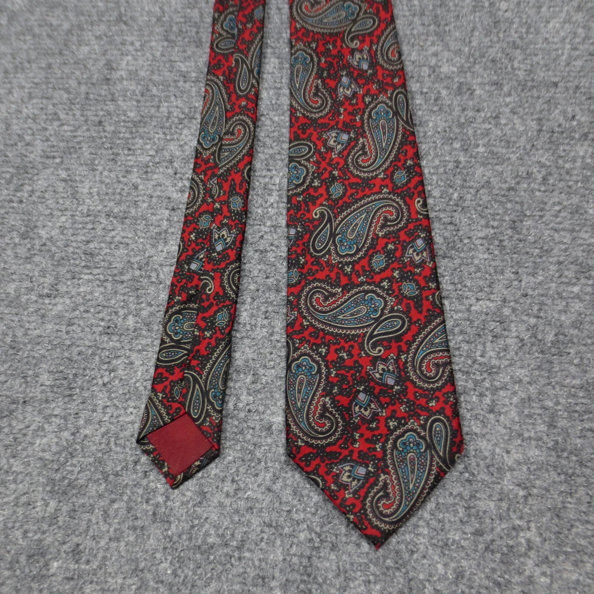 Necktie design deals
