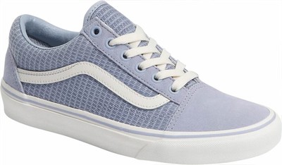vans old skool authentic feet