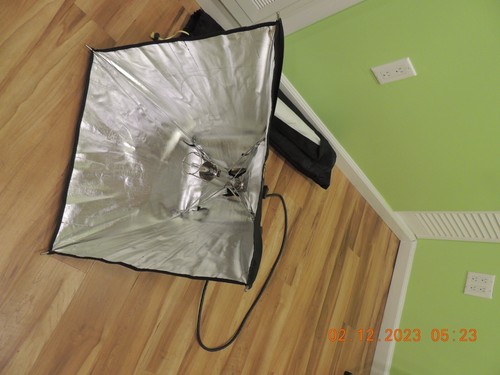 Lowel Rifa Lite LC 55 Halogen Constant Light - Picture 2 of 5