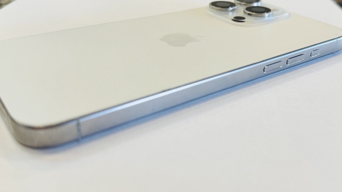 iPhone 15 Pro MAX Silver White Back Housing With Small Part