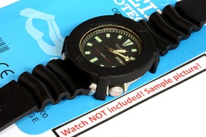 seiko black divers watch