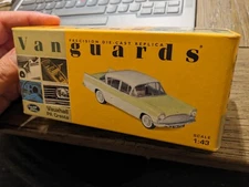 LLEDO VANGUARDS VAUXHALL PA CRESTA LIME YELLOW/SWAN WHITE 1:43 MIB