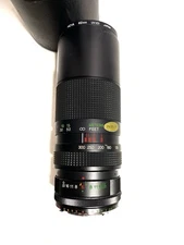 Vivitar 100-300mm Close-Focusing Lens with case