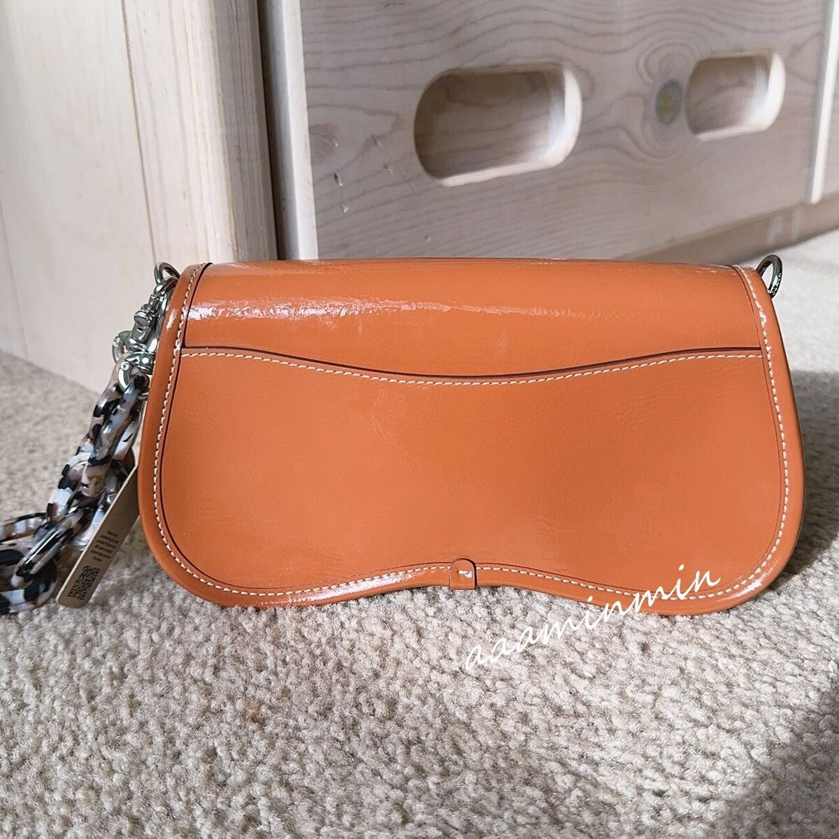 NWT Coach CQ056 Wavy Dinky Bag Crinkle Patent Coachtopia NWT Coach CQ056 Wavy Dinky Bag Crinkle Patent Coachtopia