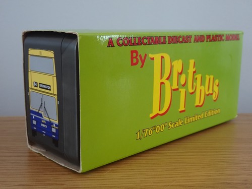 BRITBUS WEST MIDLANDS PTE SCANIA MCW METROPOLITAN BUS MODEL N6104 1:76 - Picture 2 of 4
