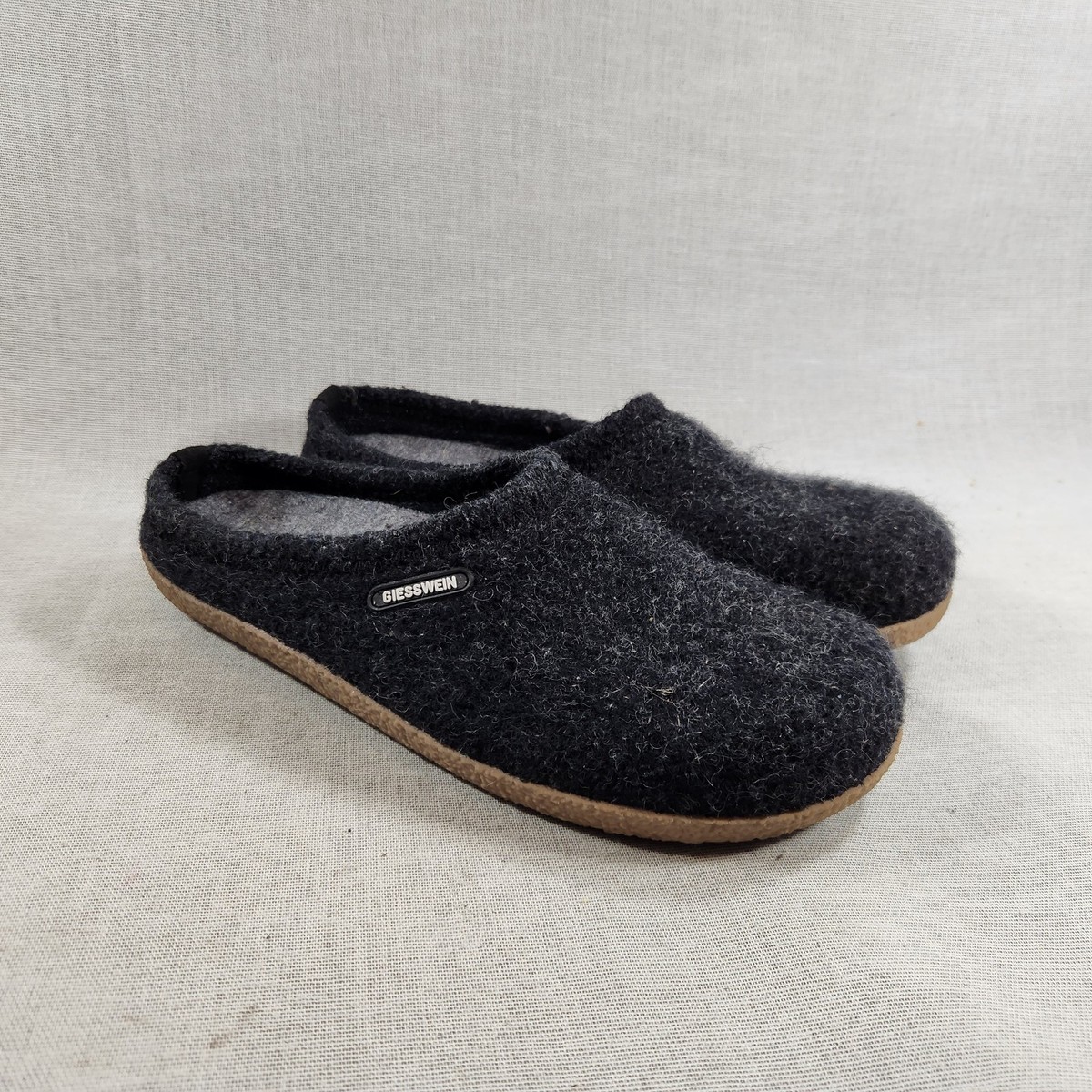 Giesswein Veitsch Black Solid Wool Mens Size 10 Slip On  display picture 3