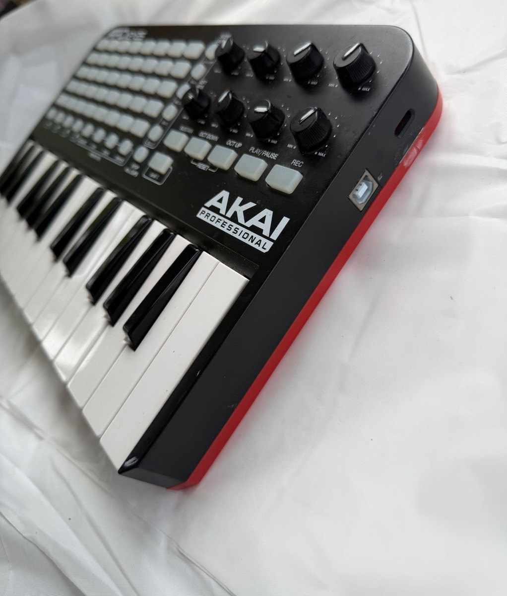 Akai APC Key 25 MIDI Keyboard Controller Pad Triggers USB Rotary