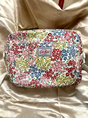 Cath Kidston Cath Kids Ditsy Floral Oilcloth Crossbody Shoulder Bag NWOT