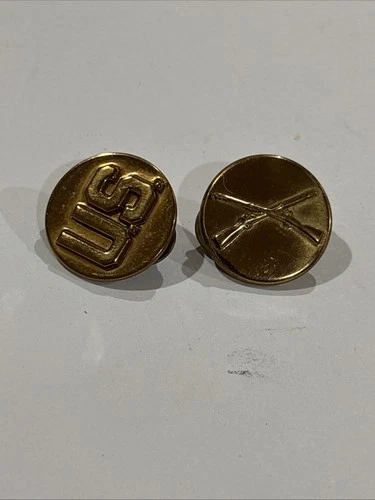 WW2 US Military Army Enlisted Infantry Collar Brass Insignia Disc Cross Rifle