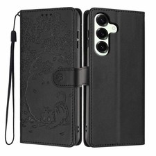 Schwarze vegane Ledertasche mit Katzenmotiv und Baum für Samsung Galaxy S23