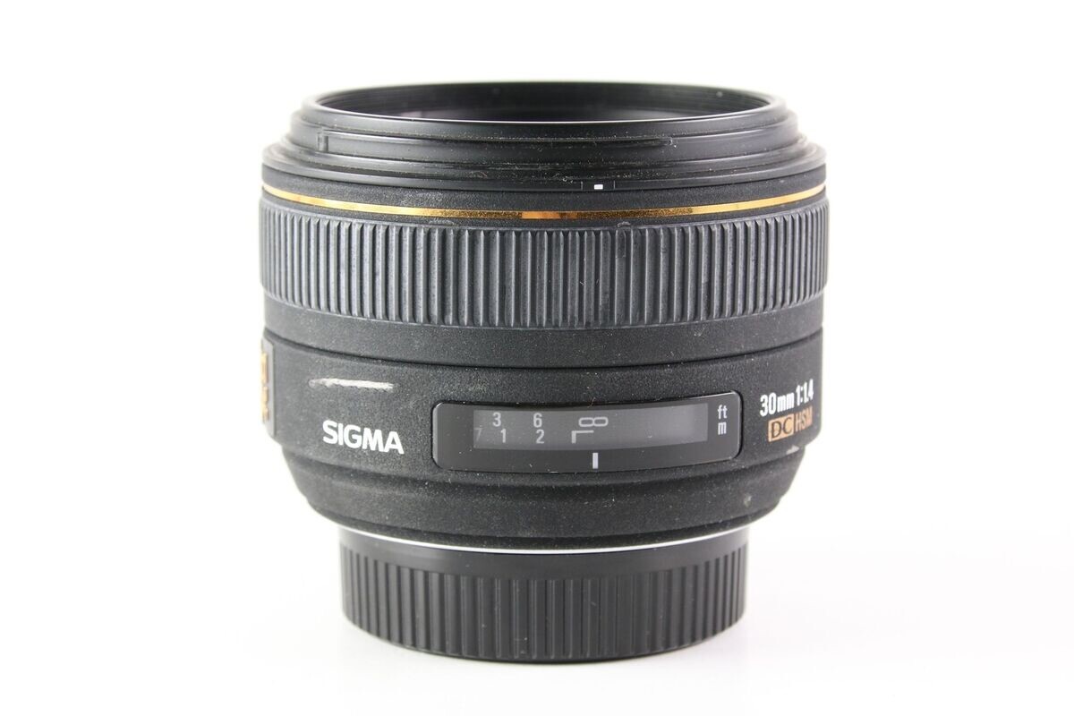 Sigma 30mm F/1.4 DC EX Lens for Nikon - Made In Japan 841507104408
