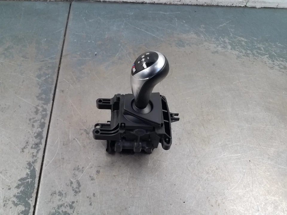 BMW M5 F10 2016 DCT transmisión conjunto de palanca de cambios #5793 VV8 Foto 2 de 4