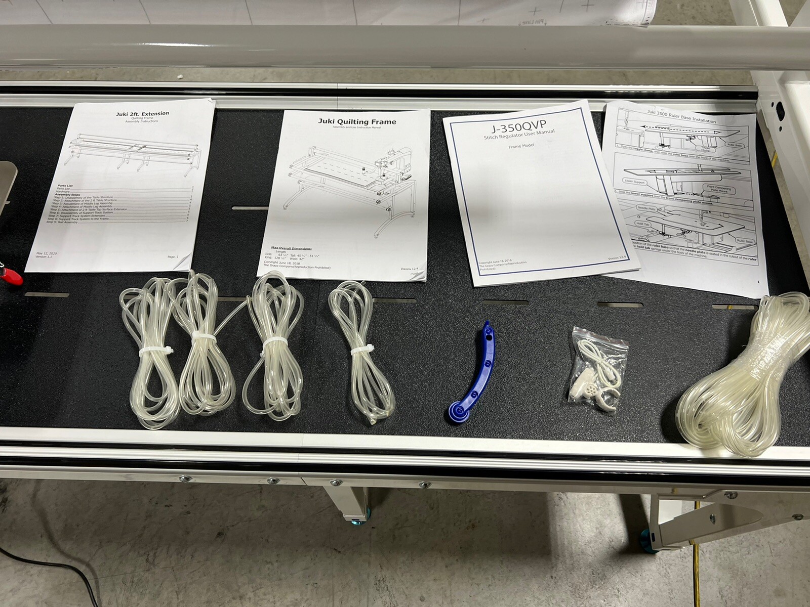 Juki Miyabi J350QVP Longarm Quilting Machine with 5 Ft Frame Used 1 Time! 675900932739 eBay