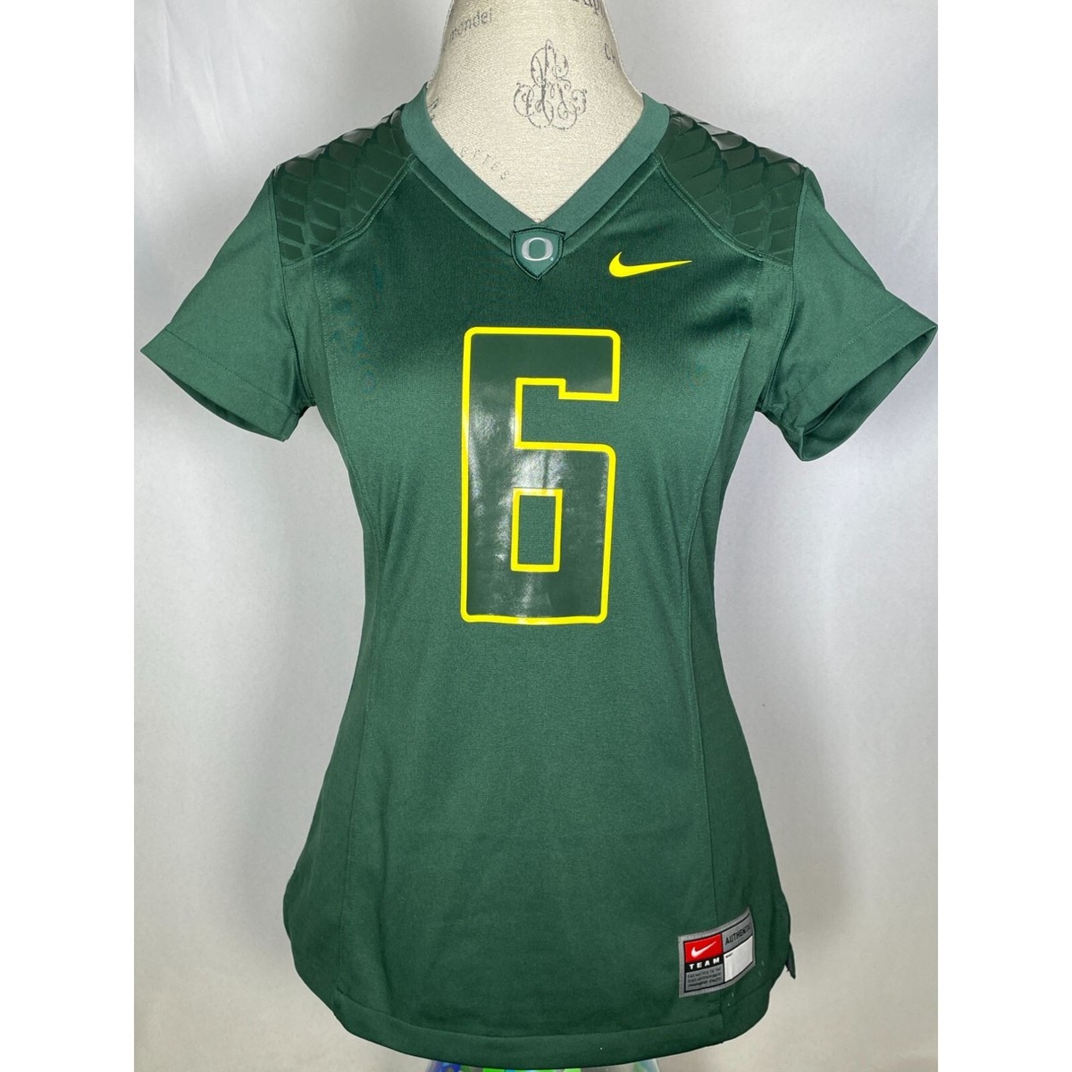 Nike Oregon Football Jersey 6 S 古着 ストリート Nike Oregon Football Jersey 6 S 古着 ストリート nike-oregon-ducks
