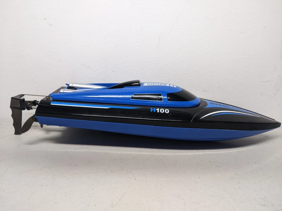 RC Boat H100 High Speed 2.4gHz Racing Speed Kids RC Toy - Image 4 of 4