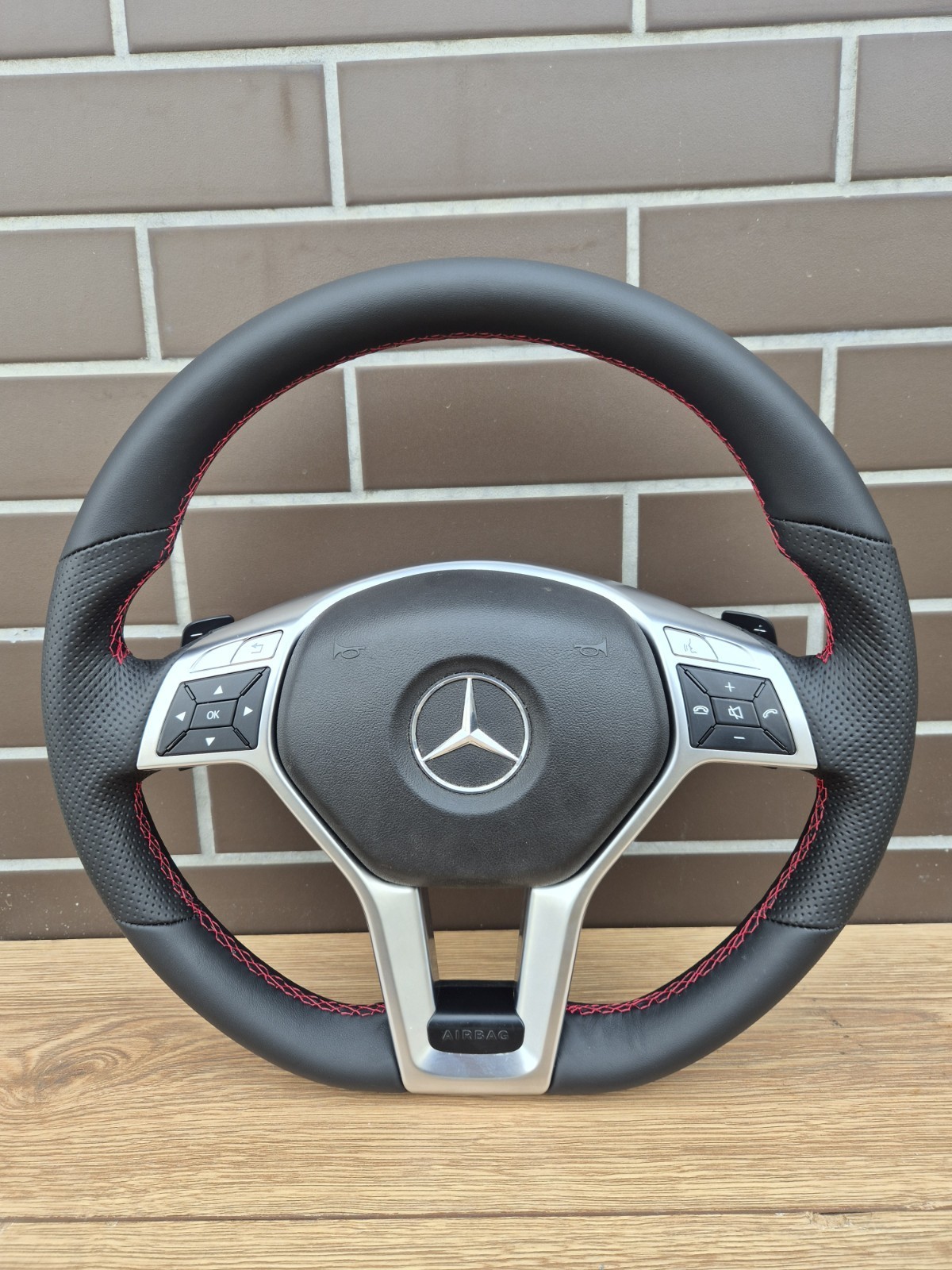 VOLANT COMPLET AMG MERCEDES SLK W176 W212 W204 C117 GLK GLA COUTURE ROUGE PIERRE