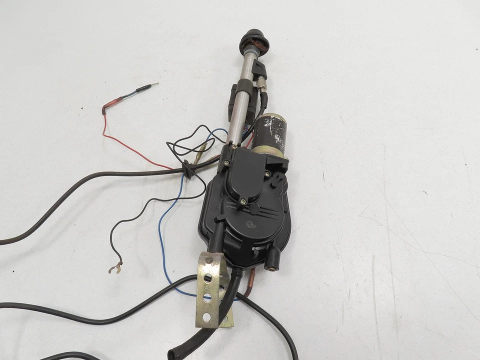 Antena de alimentación, mástil y unidad de control 87 Toyota Supra MK3 #1303 Foto 4 de 4