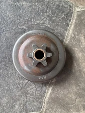 Herr 3/8-6 Spur Drum B225 M6 Chainsaw Sprocket fits Husqvarna JR 121 Poulan S25