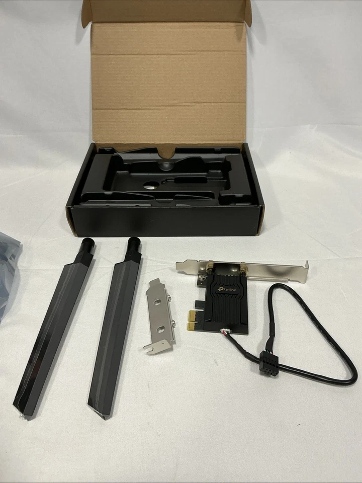 tp-link AXE5400 Wi-Fi 6E Bluetooth 5.2 PCle Adapter Archer TXE75E - Image 3 of 4