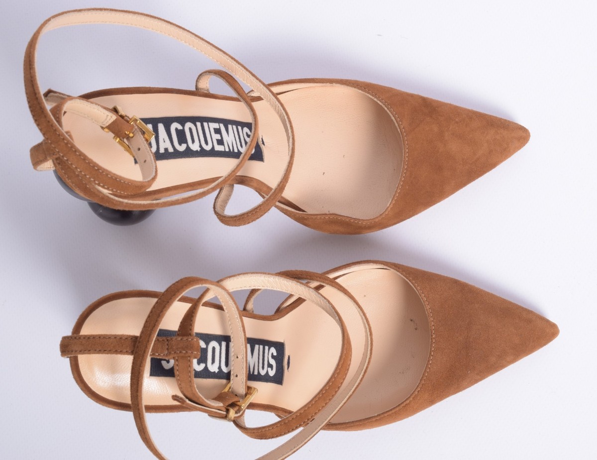 サンダル・ミュール JACQUEMUS Women Sandals 243F0160 4308 9BB BLACK LIGHT BROWN The double mules by JACQUEMUS | Official website