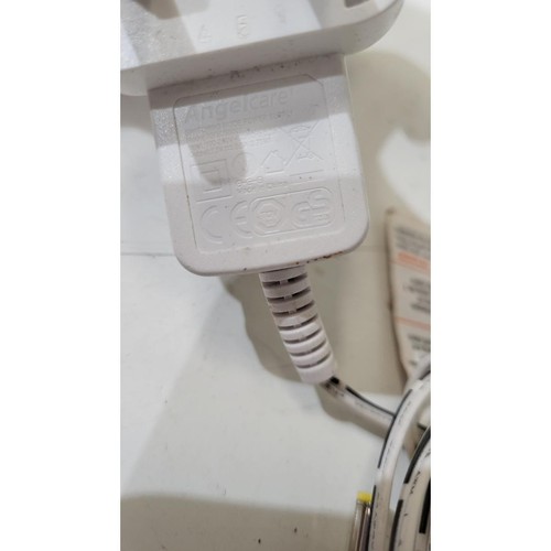 Angelcare Switching Power Supply Adapter White 7.5V 0.5A Wall Mount Compact - Picture 4 of 5