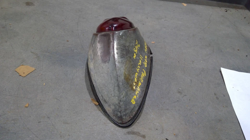 1952 1953 Hudson Wasp Tail HUTSI RH Driver luz de señal de giro y bisel. A4 Foto 2 de 4