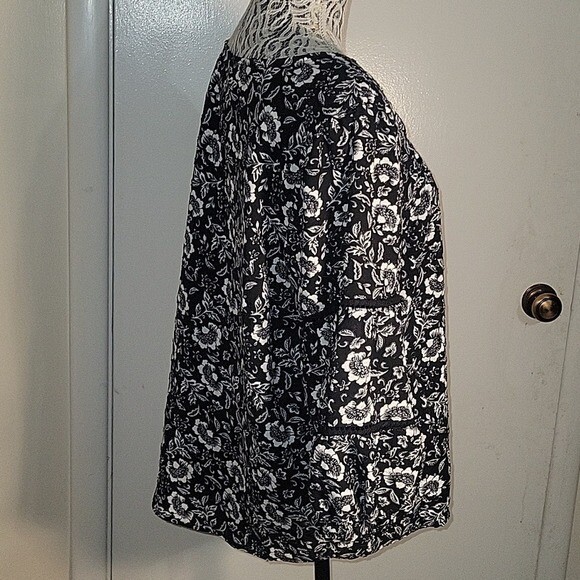 Picture 5 of 10