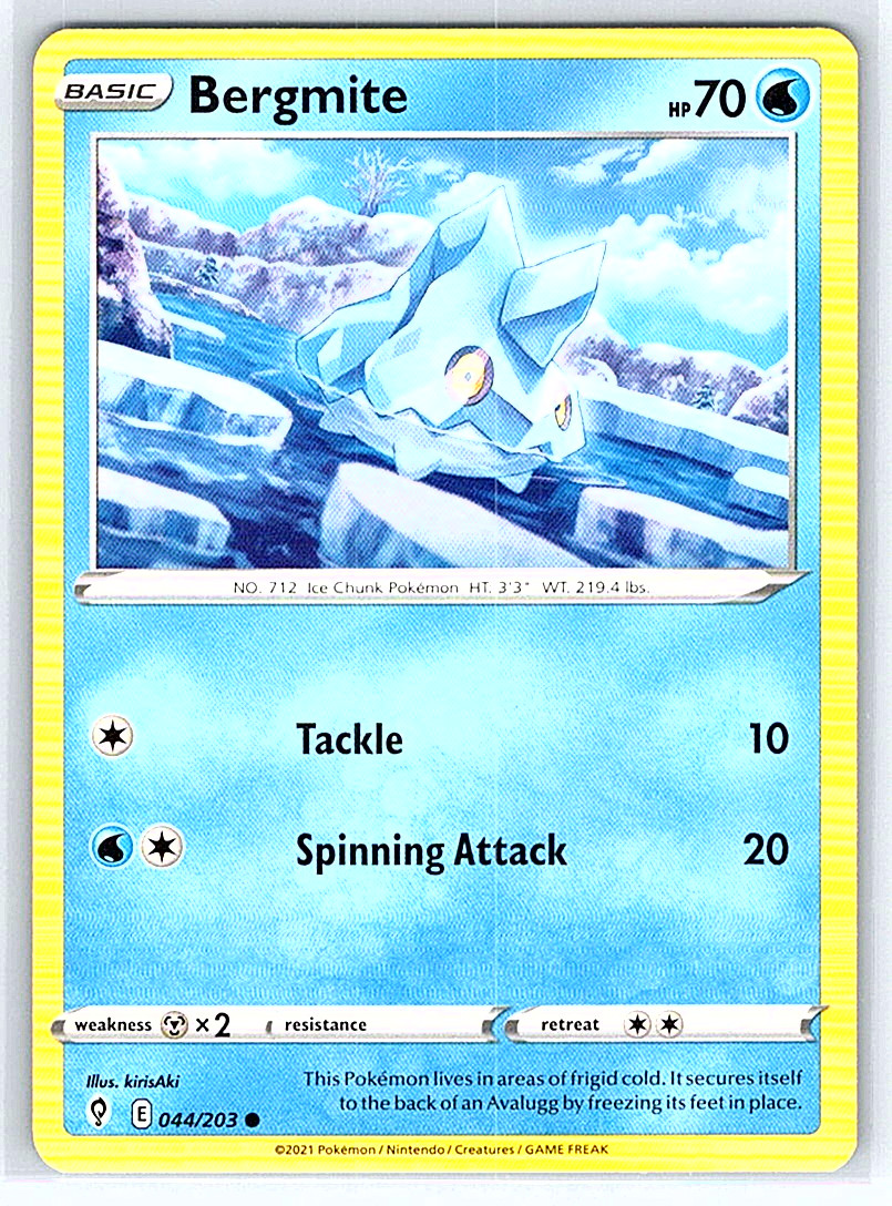 Bergmite 044/203 Evolving Skies NM or LP Pokemon Card