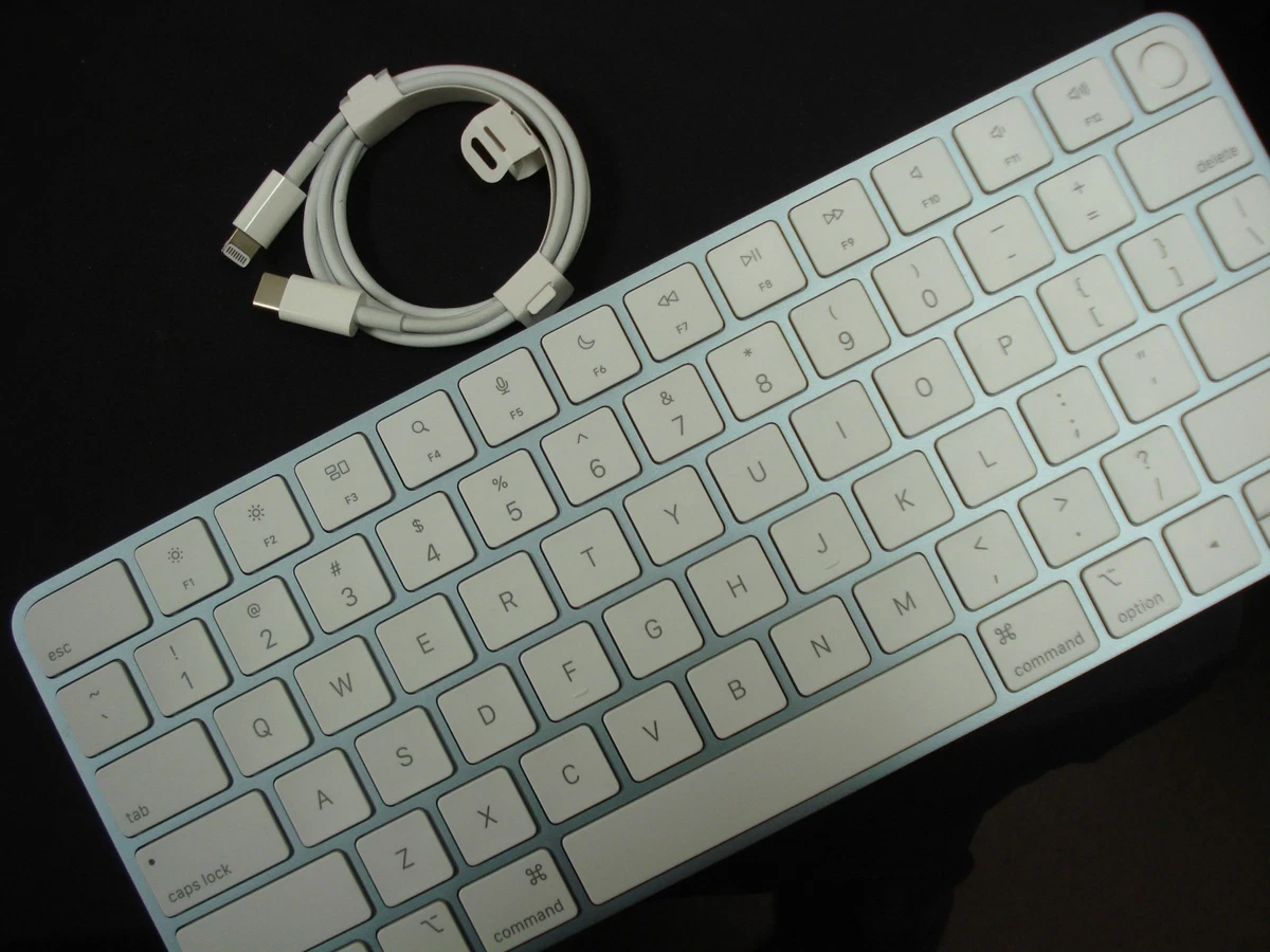 新品未使用｜最新｜USB-C｜Magic Keyboard｜Apple｜限定色 新品未使用】限定色 ブルー Apple Magic Keyboard アップル純正