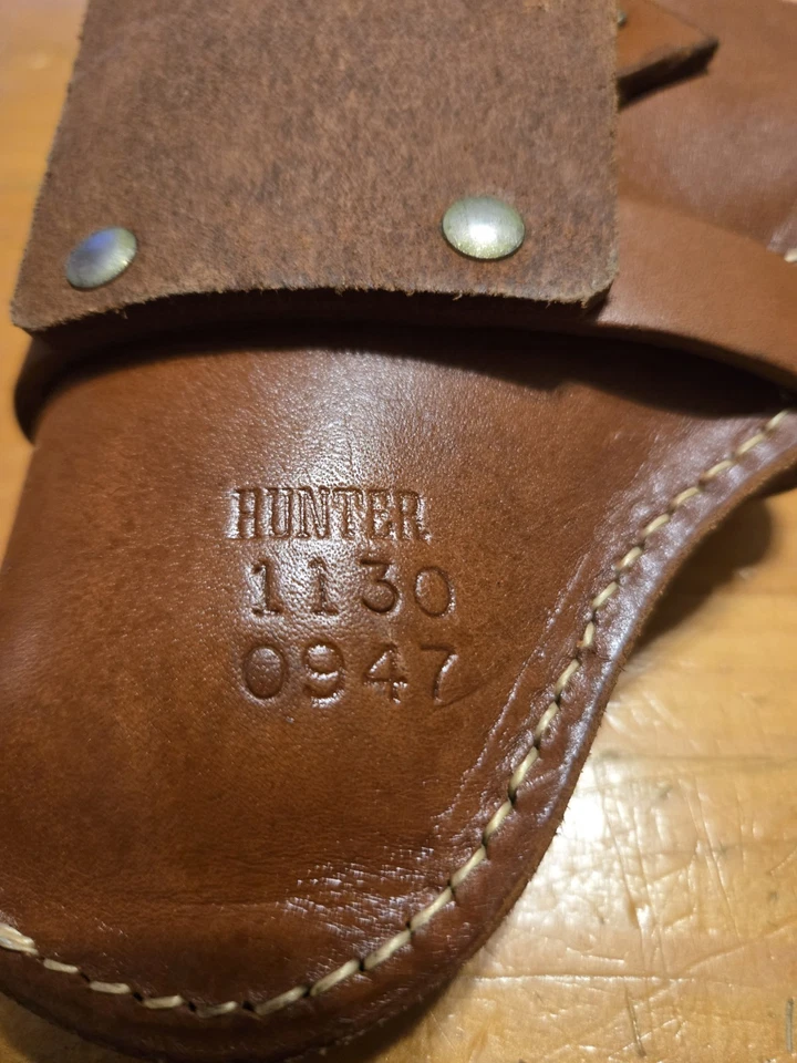 Hunter #1130 Leather Belt Holster for Ruger Redhawk Alaskan Revolver 2.5" - XLNT - Image 4 of 4