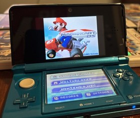 Nintendo 3DS Aqua Blue, GREAT CONDITION, 9 GAMES - SUPER MARIO BROS, MARIO CART