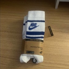 Nike Everyday Essential Crew Socks Size Youth 5Y-7Y, Womens 6-10, Mens 6-8