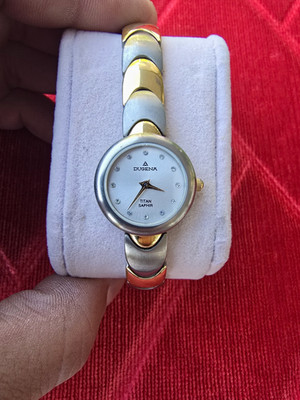 Dugena Titan Saphir Damen Armbanduhr Quarz Titan bicolor silber/gold analog