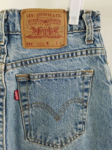 Levis 551 Womens Jeans High Waist Relaxed Taper Leg Light Wash Size 8 Long  USA | eBay