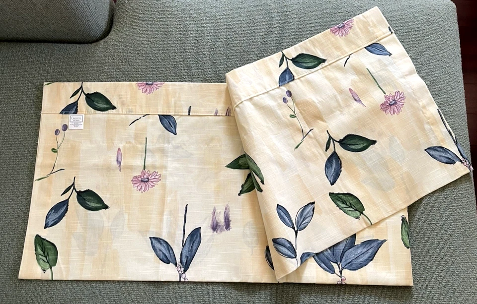 Cenefa de cortina forrada Croscill Gazebo Botanica 18x94 amarilla floral y hojas nueva sin etiquetas Foto 3 de 4