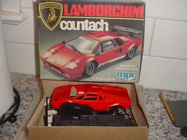 MPC---LAMBORGHINI COUNTACH