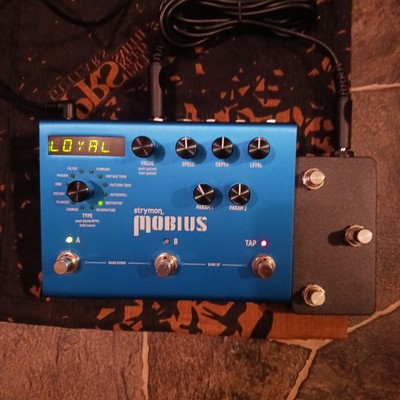 Strymon Mobius with Auxillary Switch