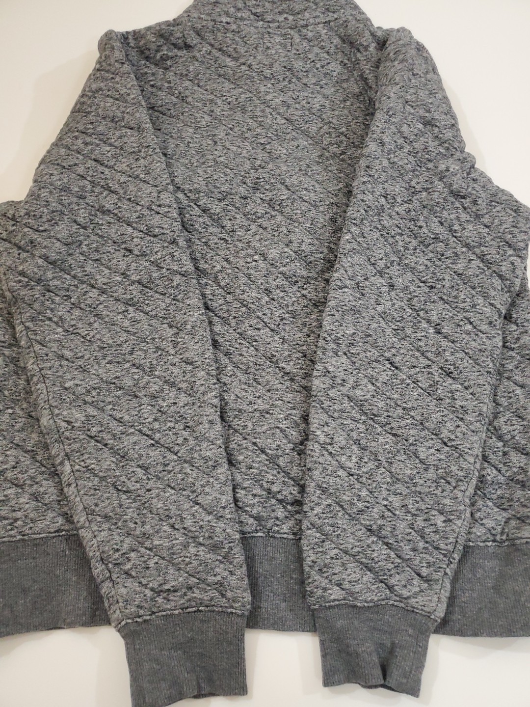 Faherty Size Medium Gray Epic Quilted Fleece Pull… - image 12